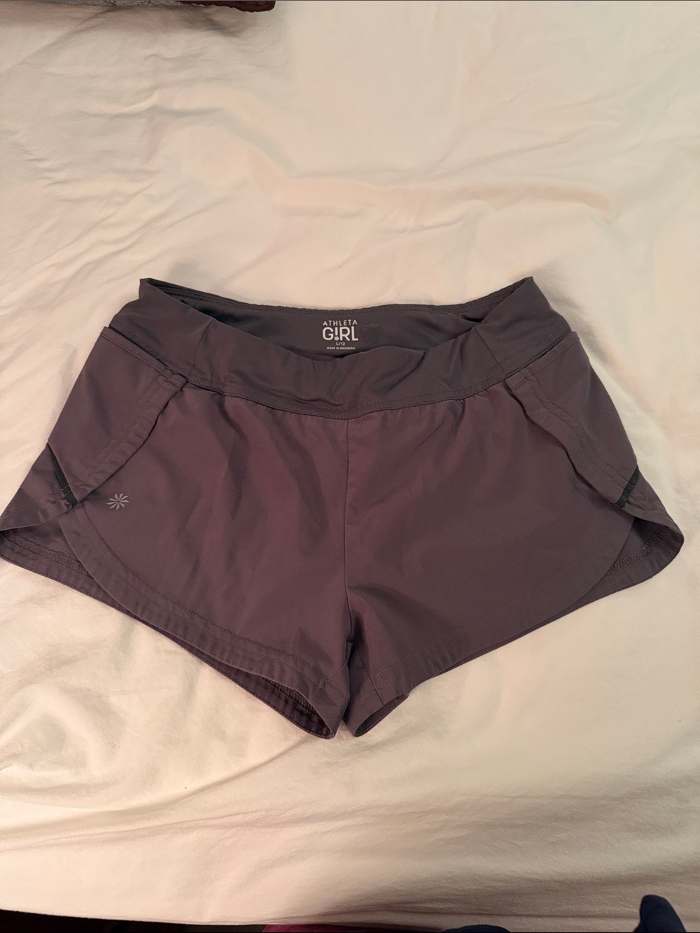 Athleta Girl Slate  Run Shorts